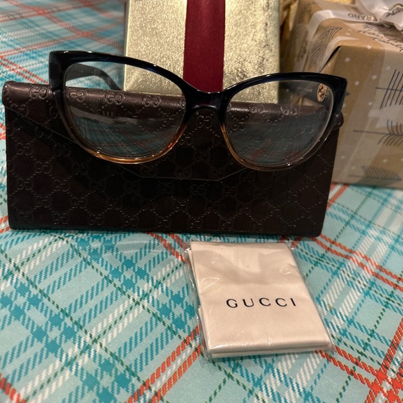 Designer GUCCI Eyeglasses - Limited Edition! - Picture 9 of 12